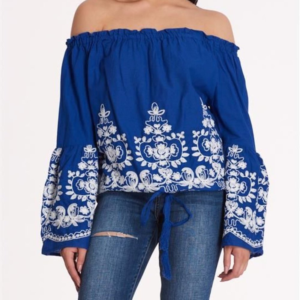 🌸Host pick🌸Discovery Clothing Off shoulder